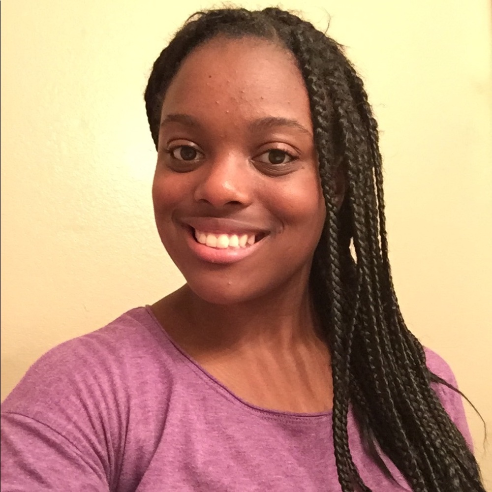 Meet your Posher, Adia